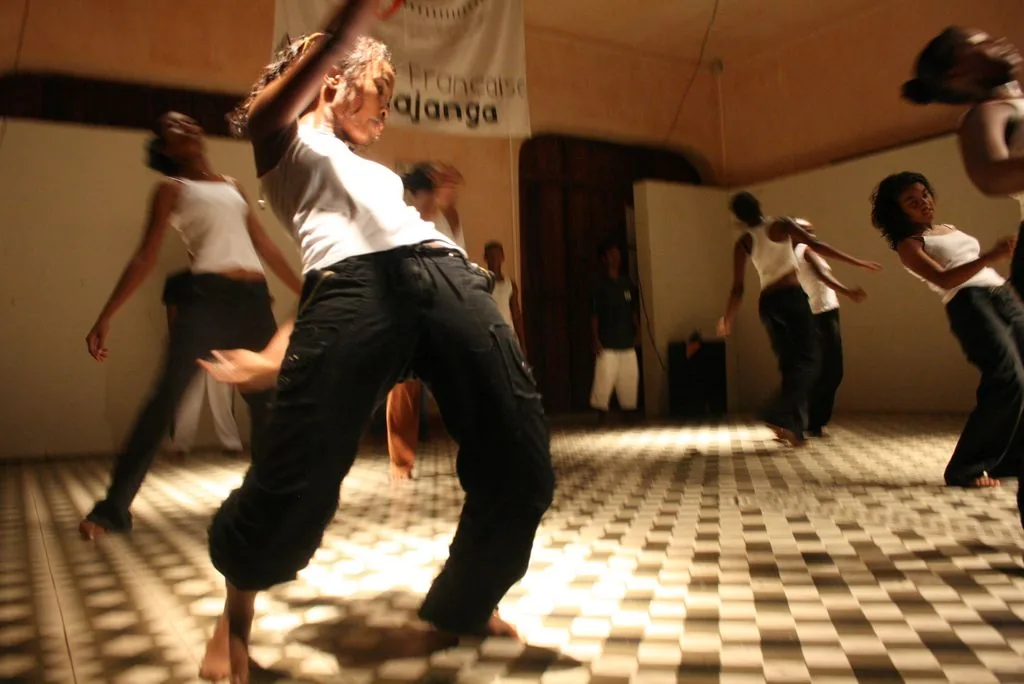 Hip-hop dancers on the dance floor Hip-hop dancers on the dance floor